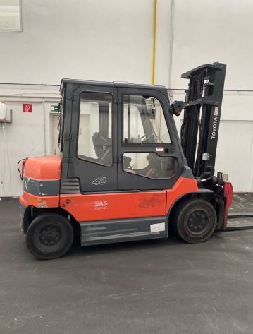 Toyota-7FBMF40-Elektro 4 Rad-Stapler-www.stapla.at