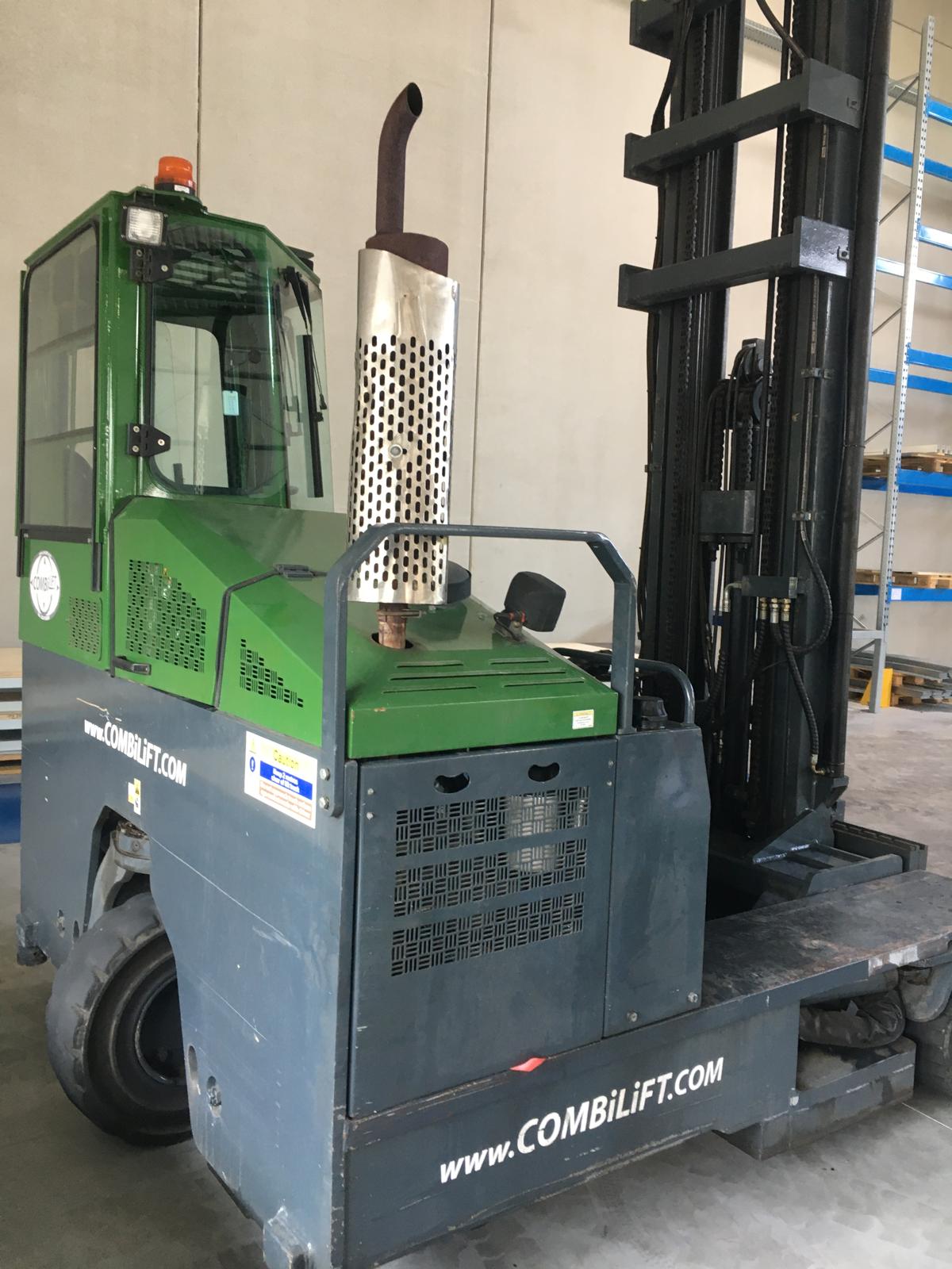 Combilift-C4000-Seitenstapler-www.stapla.at