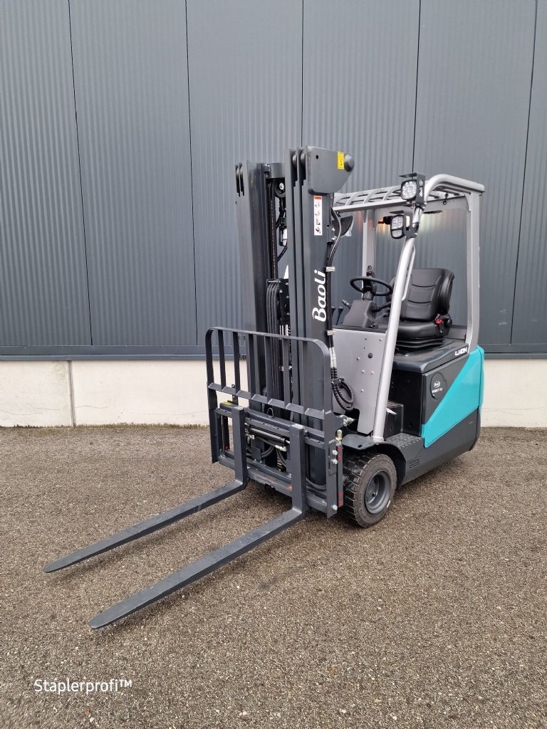 Baoli KBE18T Li G1 Elektro 4 Rad-Stapler www.staplerprofi.co.at