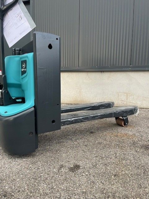 Baoli KBP14H Niederhubwagen www.staplerprofi.co.at Baoli KBP14H Niederhubwagen www.staplerprofi.co.at