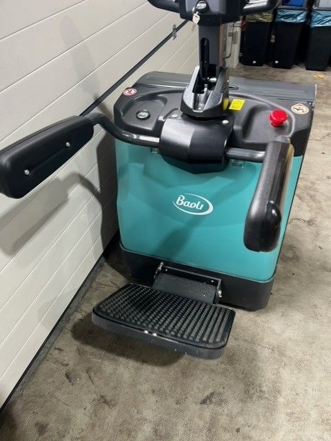 Baoli EP20-111 Niederhubwagen www.staplerprofi.co.at Baoli EP20-111 Niederhubwagen www.staplerprofi.co.at