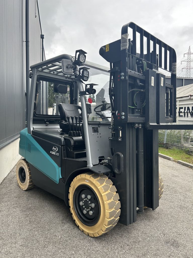 Baoli KBE35 Elektro 4 Rad-Stapler www.staplerprofi.co.at Baoli KBE35 Elektro 4 Rad-Stapler www.staplerprofi.co.at