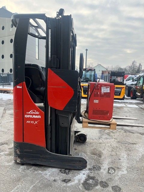 Linde R16X-03 Schubmaststapler www.staplerprofi.co.at