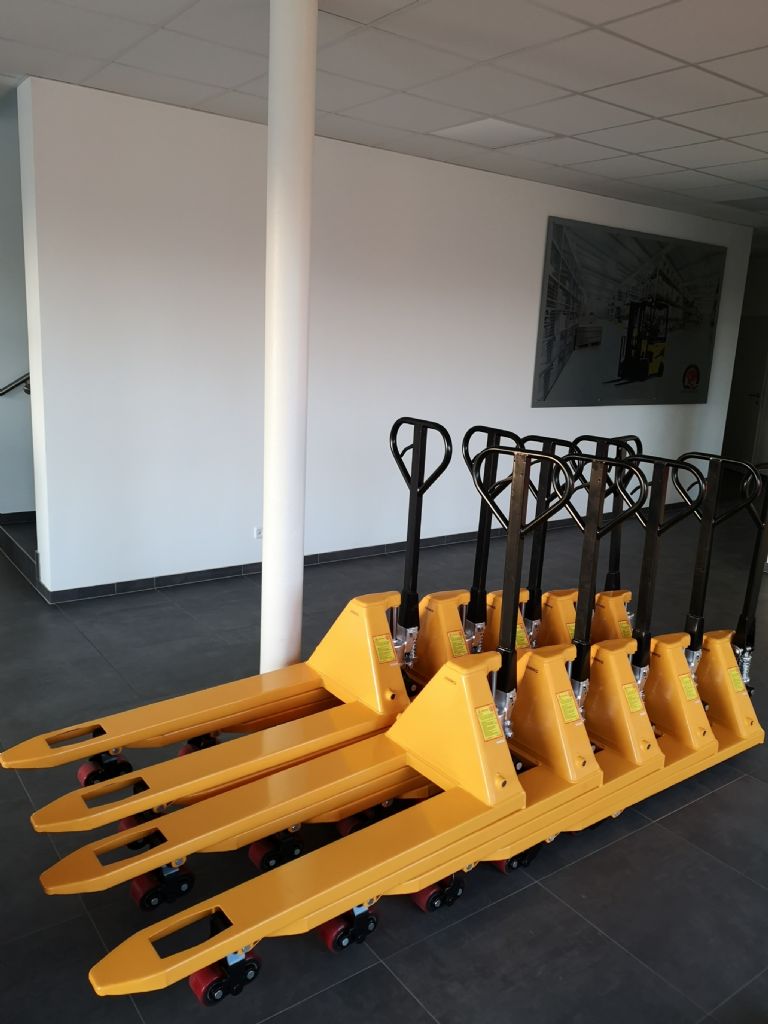 *Sonstige TKAS 25 Neugerät Handhubwagen www.staplerprofi.co.at *Sonstige TKAS 25 Neugerät Handhubwagen www.staplerprofi.co.at