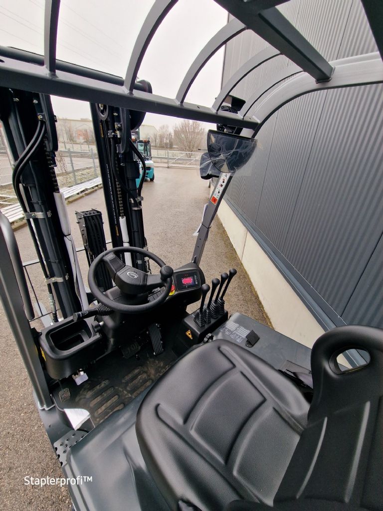 Baoli KBET18 Li G1 Elektro 4 Rad-Stapler www.staplerprofi.co.at Baoli KBET18 Li G1 Elektro 4 Rad-Stapler www.staplerprofi.co.at