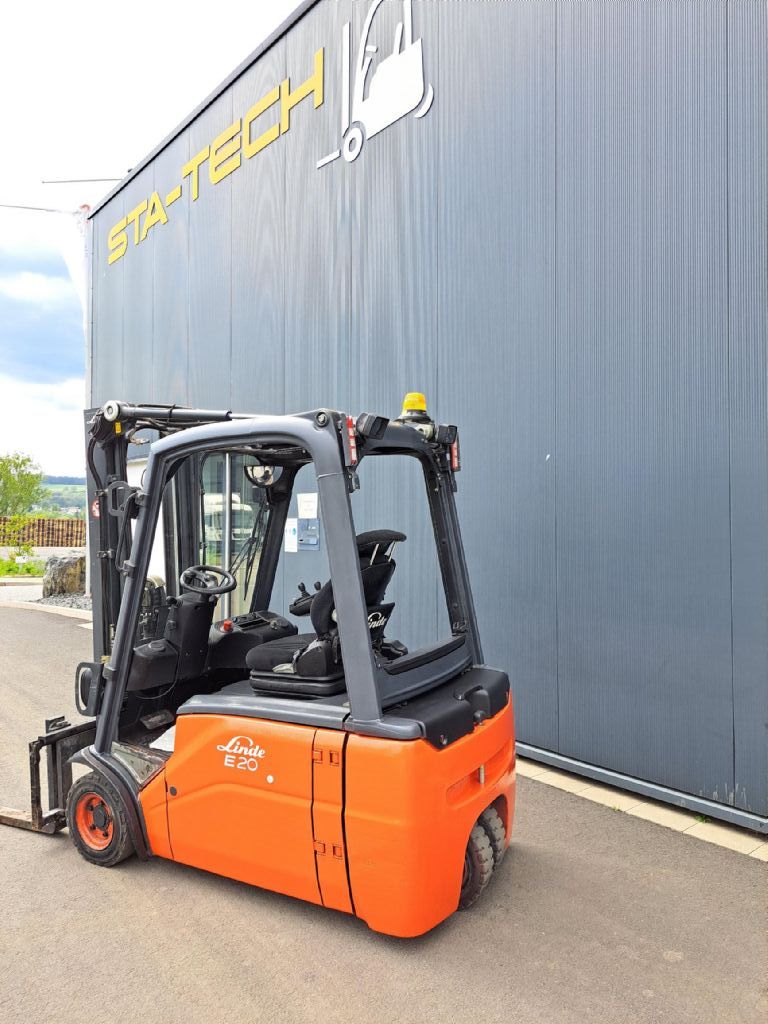 Linde-E20L-01-Elektro 3 Rad-Stapler-www.sta-tech.de
