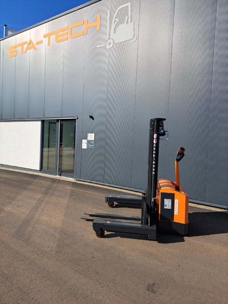 Genkinger-EGPL16/43TR.-Vierwege Seitenstapler-www.sta-tech.de