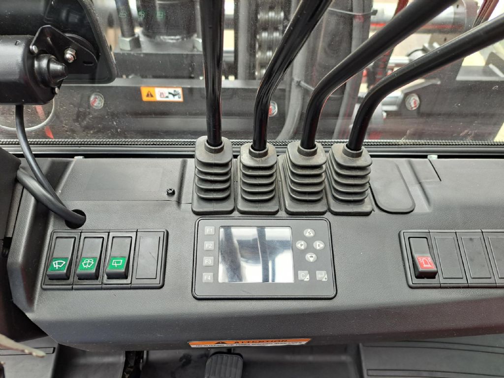 Hangcha-CPD100-XC4-Elektro 4 Rad-Stapler-www.sta-tech.de