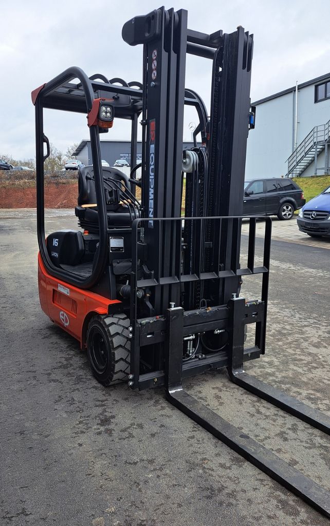 EP-TDL161-Elektro 3 Rad-Stapler-www.sta-tech.de