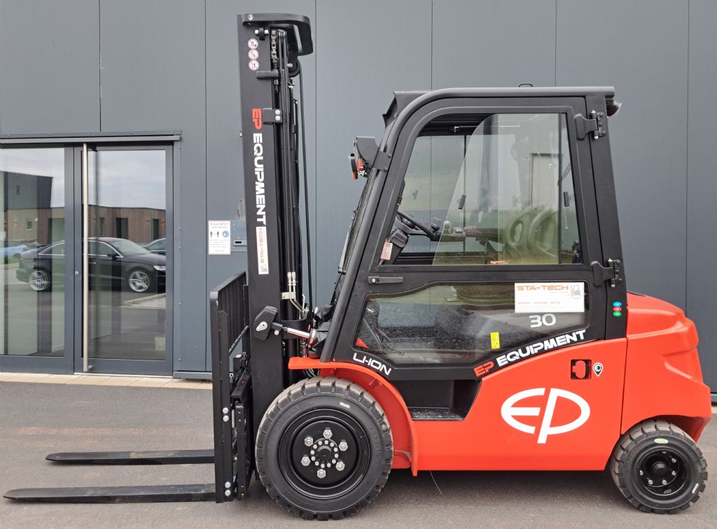 EP-EFL303S-Elektro 4 Rad-Stapler-www.sta-tech.de