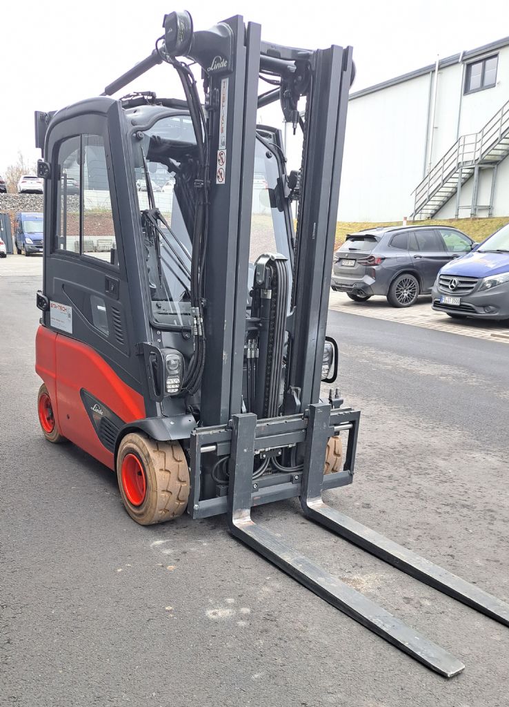 Linde-E20PL-Elektro 4 Rad-Stapler-www.sta-tech.de