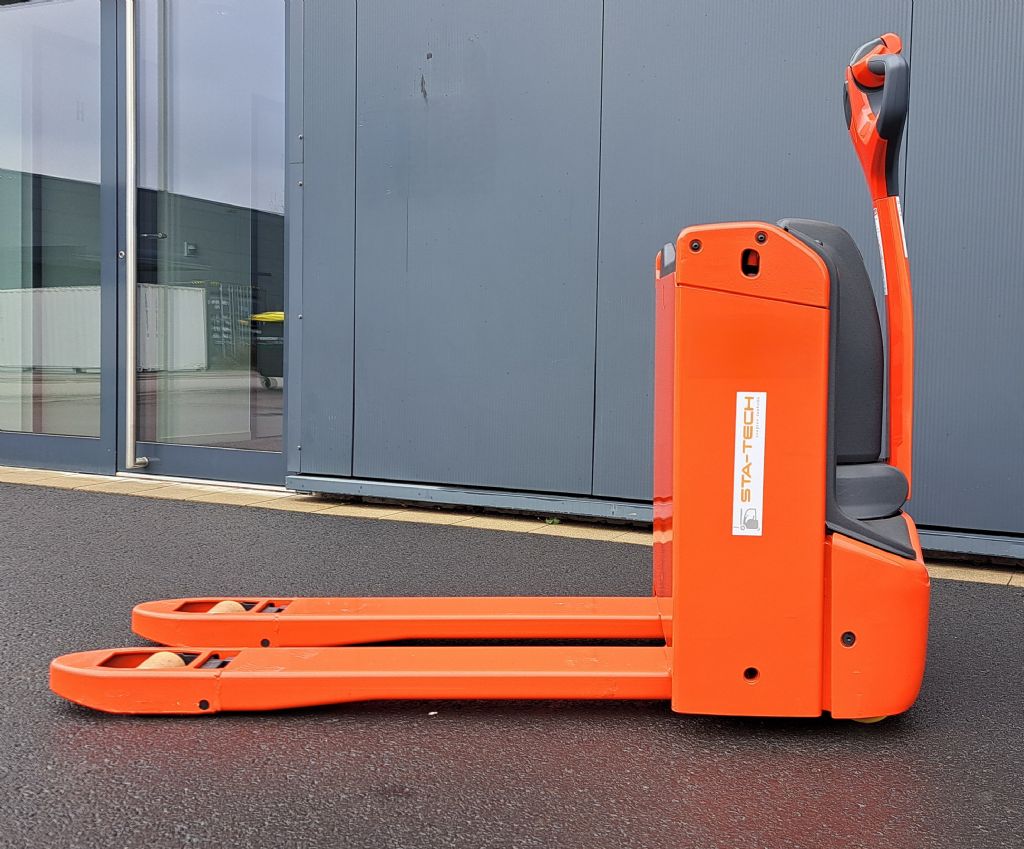 Linde-T16-Niederhubwagen-www.sta-tech.de