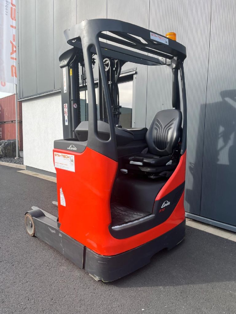 Linde-R12B-01-Schubmaststapler-www.sta-tech.de