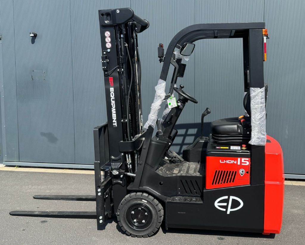 EP-CPD15 TVL-Elektro 3 Rad-Stapler-www.sta-tech.de