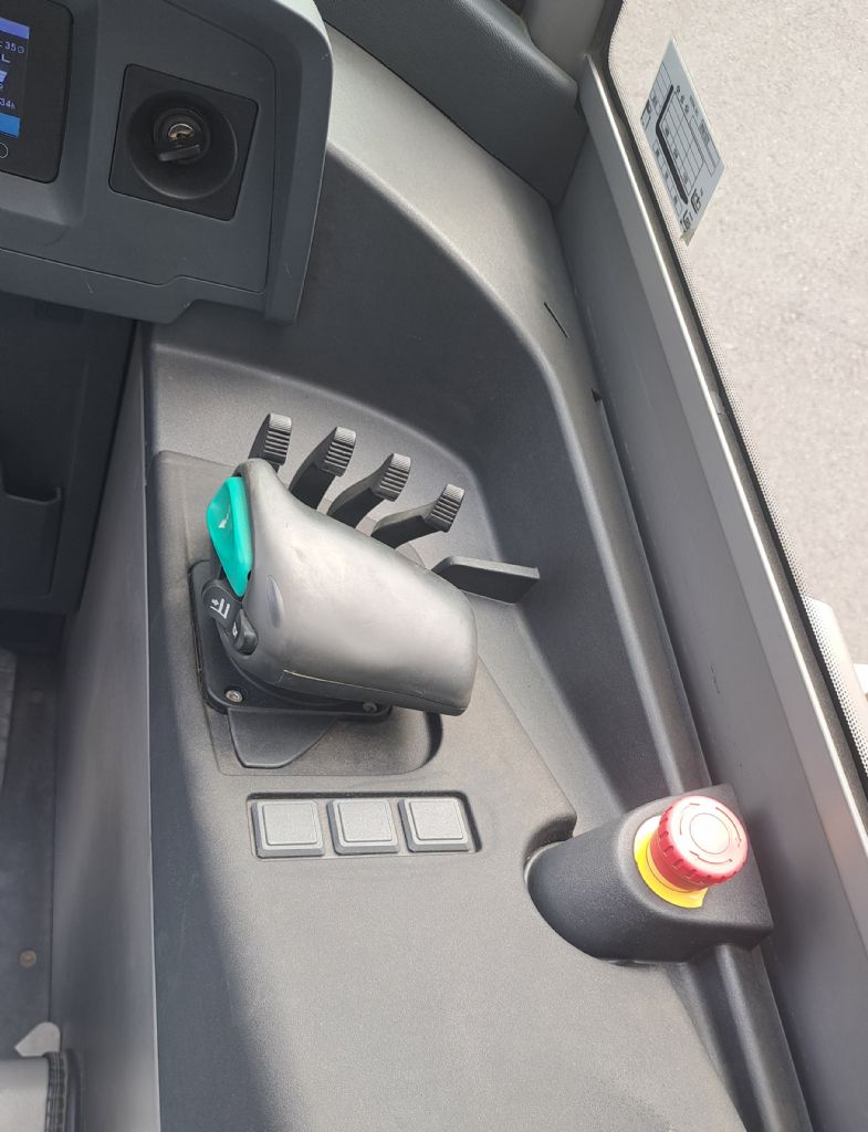 Jungheinrich-ETV 214 K�hlhaus-Schubmaststapler-www.sta-tech.de