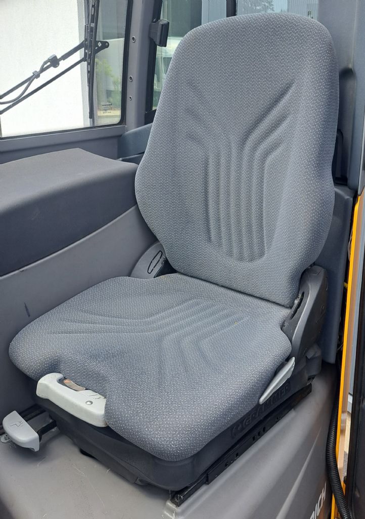 Jungheinrich-ETV 214 K�hlhaus-Schubmaststapler-www.sta-tech.de