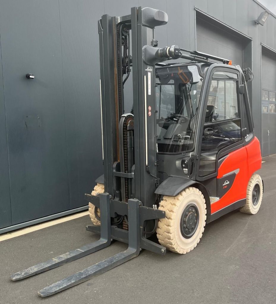 Linde-X50-01-Elektro 4 Rad-Stapler-www.sta-tech.de