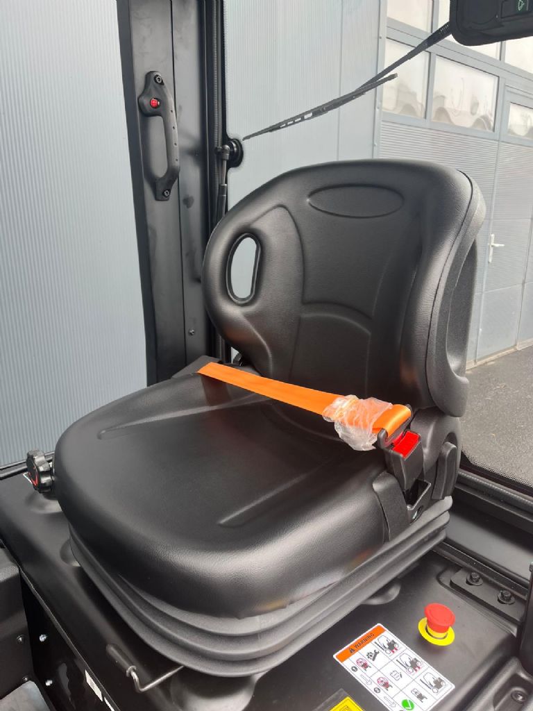 EP-CPD15TVL-Elektro 3 Rad-Stapler-www.sta-tech.de