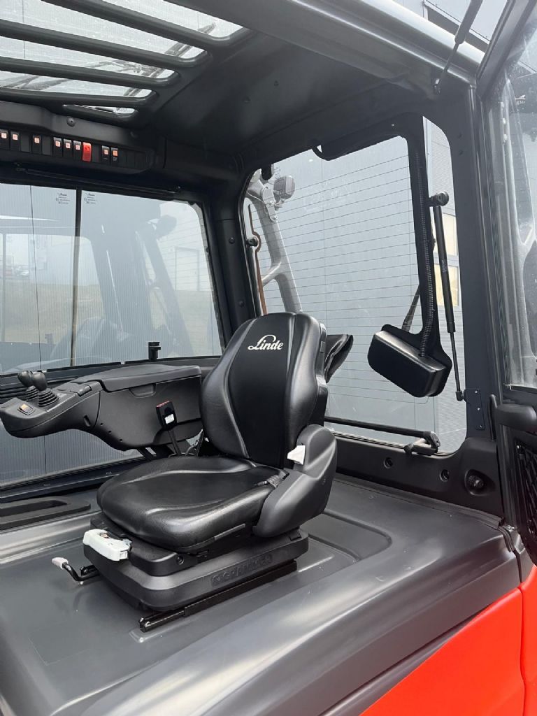 Linde-E50HL-01-Elektro 4 Rad-Stapler-www.sta-tech.de