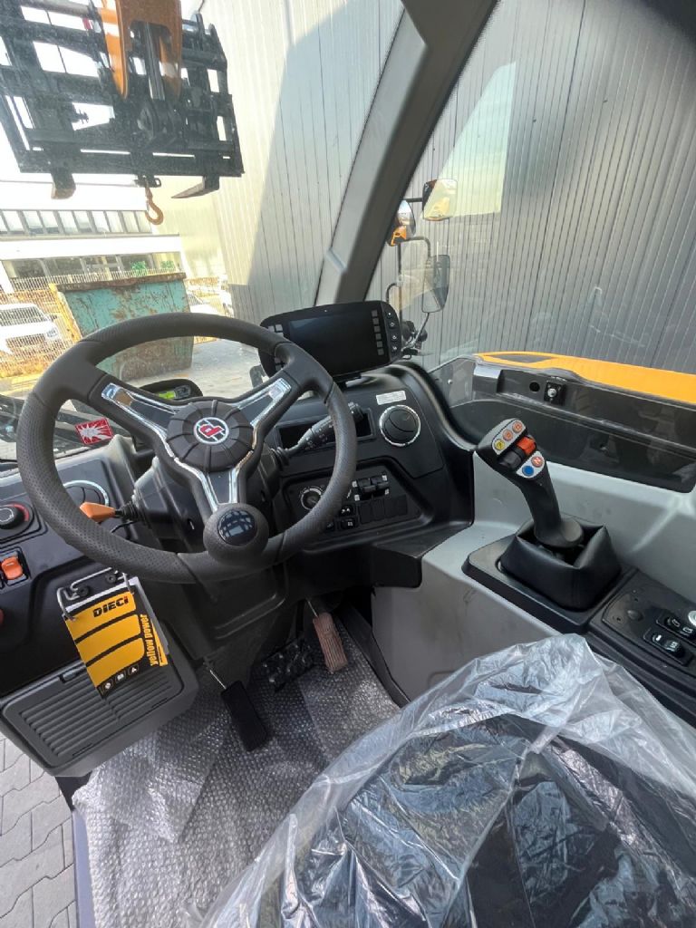 Dieci-Icarus 45.17-Teleskopstapler starr-www.sta-tech.de