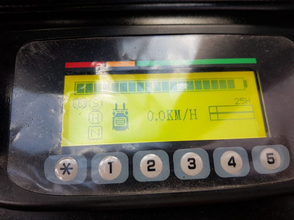 EP-EFL181-Elektro 4 Rad-Stapler-www.sta-tech.de