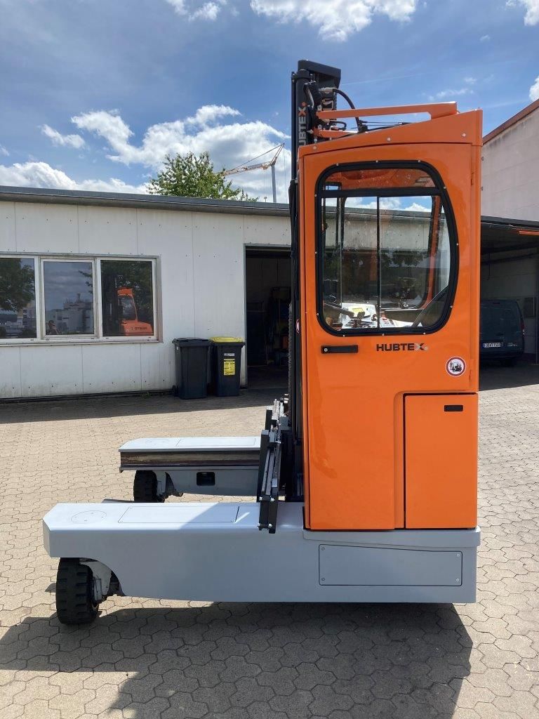 Hubtex-DQ30D-Vierwege Seitenstapler-www.sta-tech.de