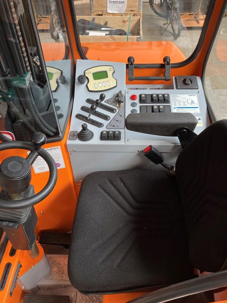 Hubtex-DQ30D-Vierwege Seitenstapler-www.sta-tech.de