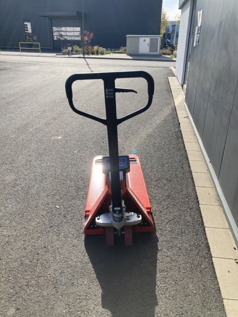 Schefer-Premium mit Waage-Handhubwagen-www.sta-tech.de