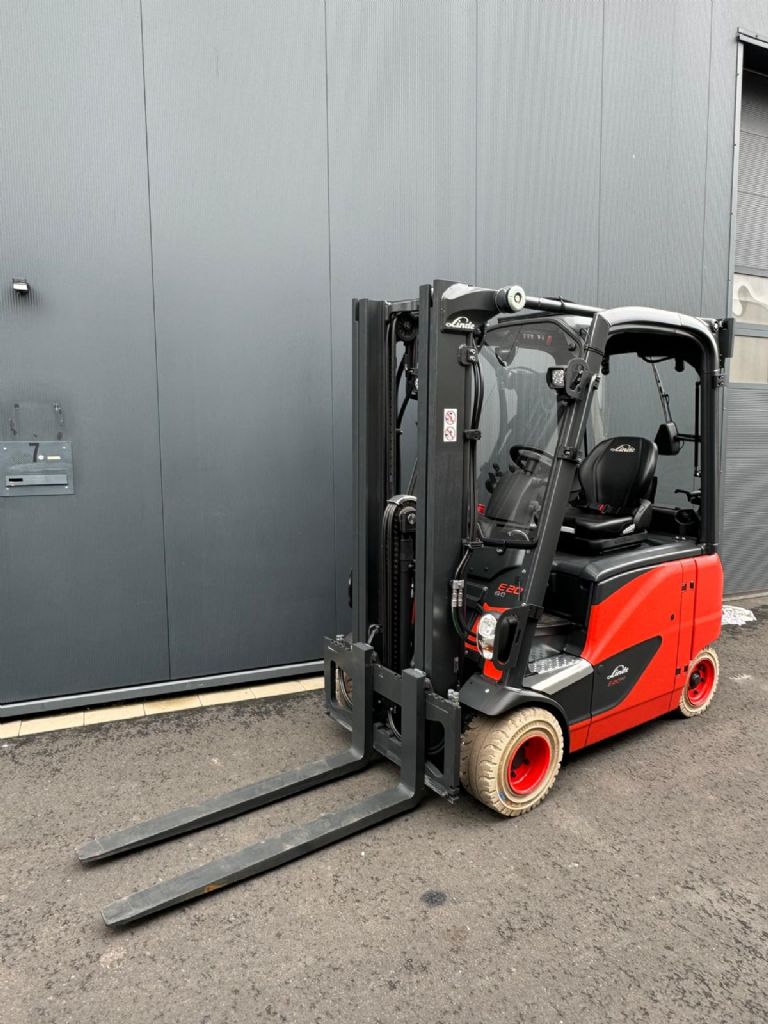 Linde-E20PH-Elektro 4 Rad-Stapler-www.sta-tech.de