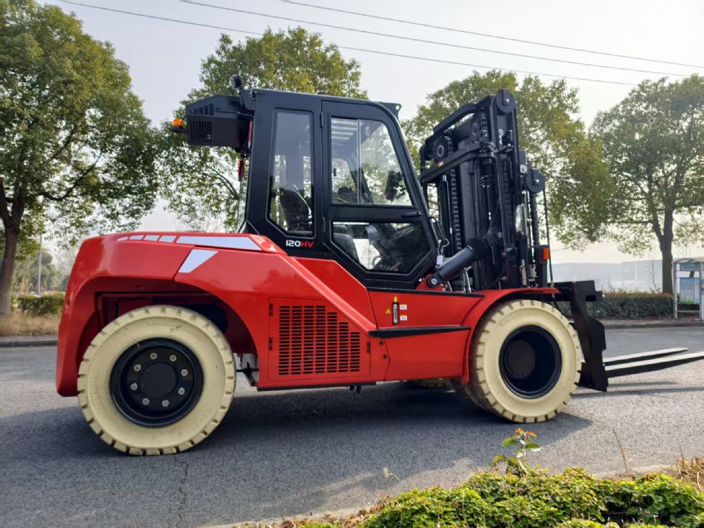 EP-EFL1203-HV-6-Elektro 4 Rad-Stapler-www.sta-tech.de