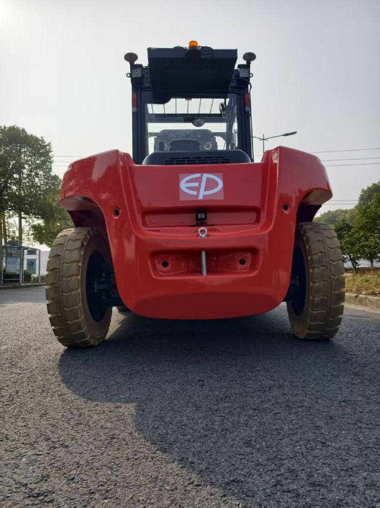 EP-EFL1203-HV-6-Elektro 4 Rad-Stapler-www.sta-tech.de