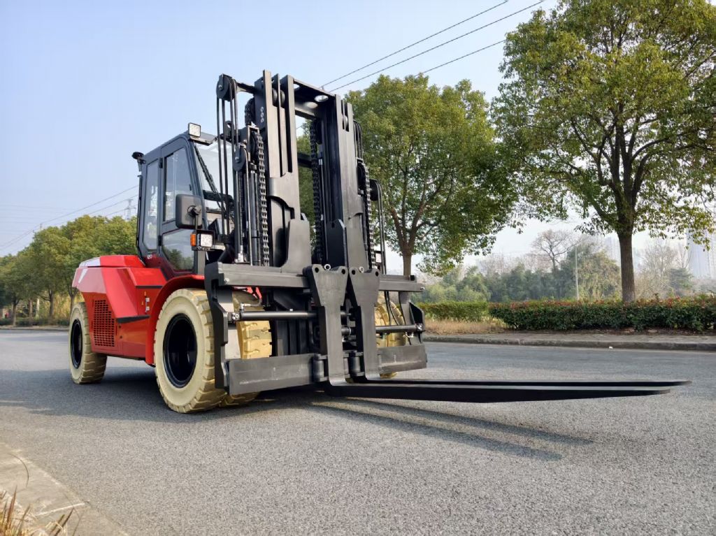 EP-EFL1203-HV-6-Elektro 4 Rad-Stapler-www.sta-tech.de