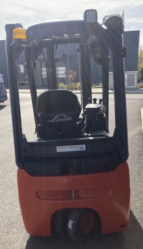 Linde-E16-02 EVO, Batterie 2020-Elektro 3 Rad-Stapler-www.sta-tech.de