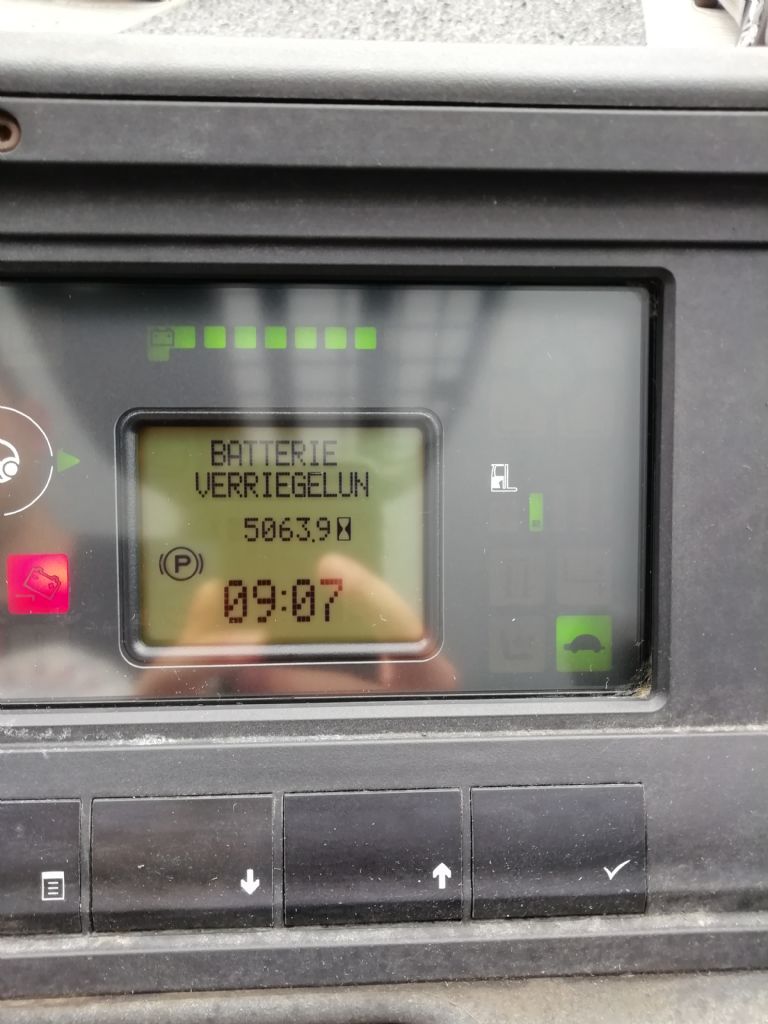 Linde-R14B-Schubmaststapler-www.sta-tech.de