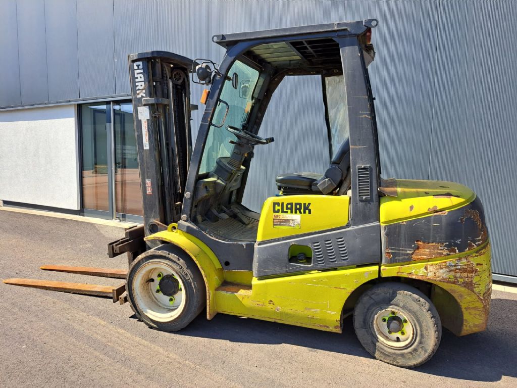 Clark-C35D-Dieselstapler-www.sta-tech.de