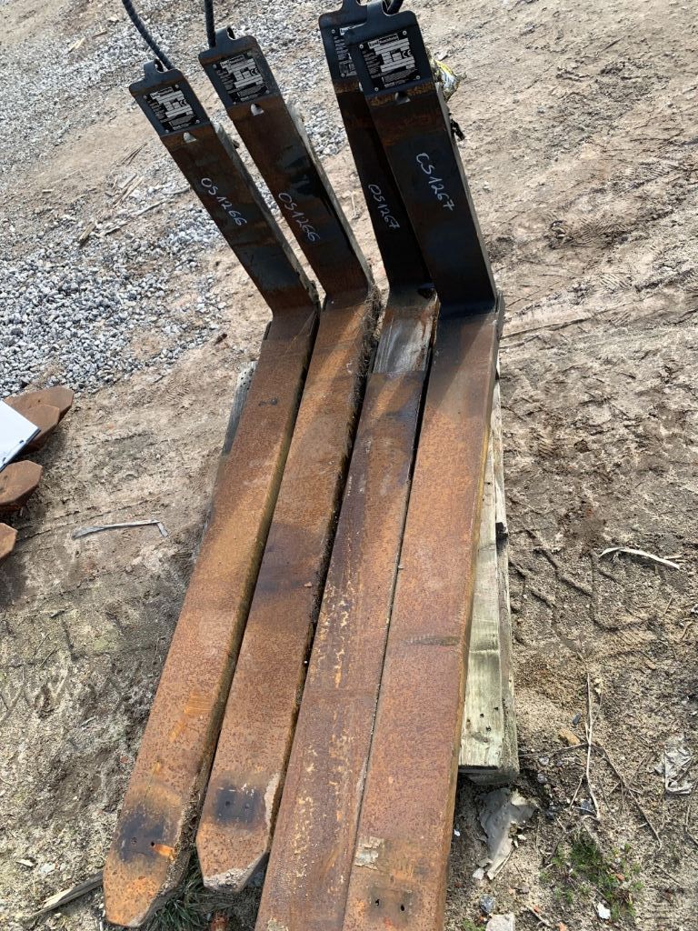 Kooi RG4-45-1550 Hydraulic Telescopic Fork Arms www.superlift-forklift.com