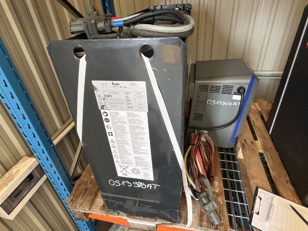*Sonstige ENERSYS 48V 4PZQ 688 Drive battery www.superlift-forklift.com