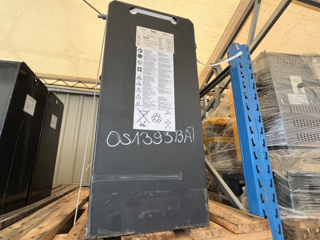 *Sonstige ENERSYS 48V 4PZQ 688 Drive battery www.superlift-forklift.com