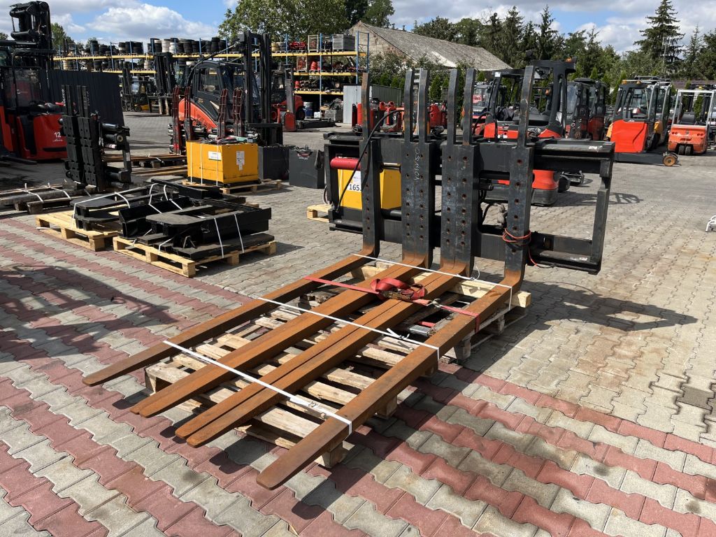 Durwen SPK100C2-S Multi-pallet handler www.superlift-forklift.com