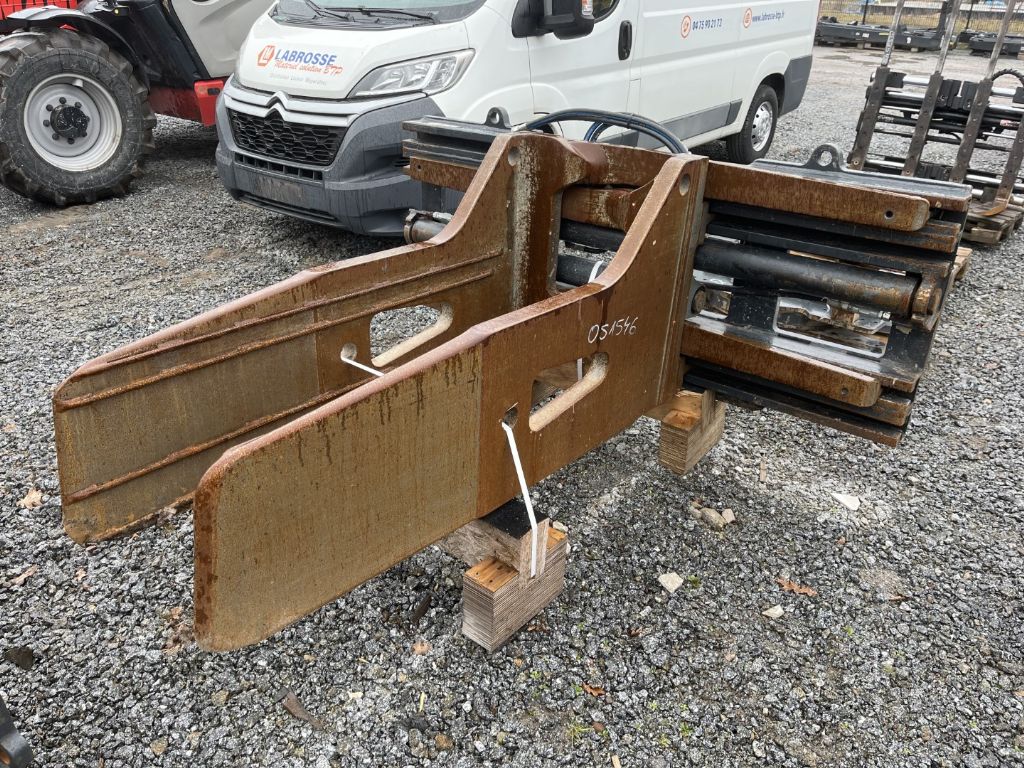 Bolzoni BC-50P Bale clamps www.superlift-forklift.com