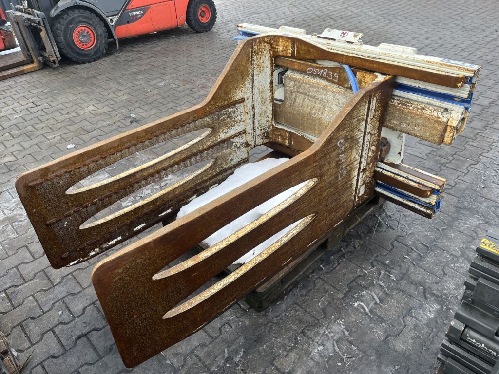 Cascade 77G Ballenklammer www.superlift-forklift.com