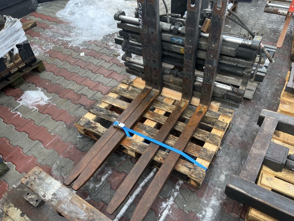 Kaup 2T429C Multi-pallet handler 2/1 profile type www.superlift-forklift.com