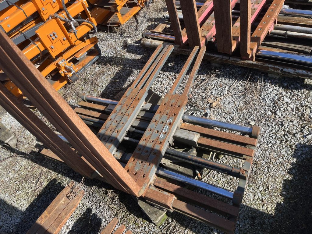 Kaup 3T429B-1-2-3 Multi-pallet handler www.superlift-forklift.com