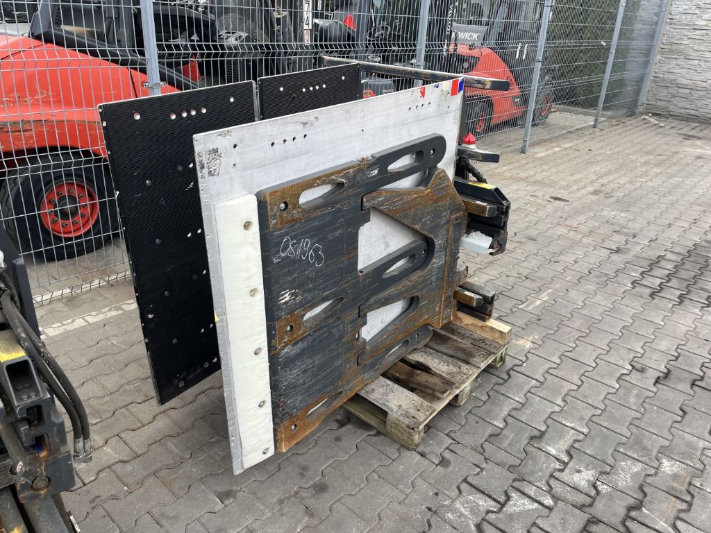 Cascade 12G35089 R1 Appliance clamp www.superlift-forklift.com