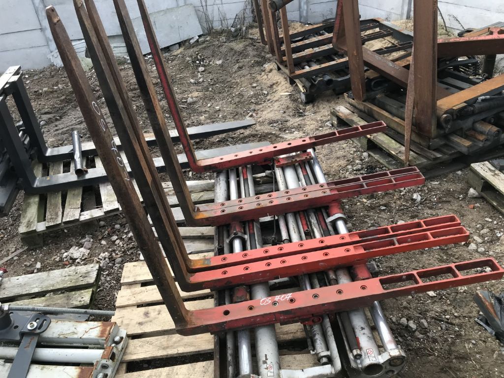 Durwen DRPK 30C Multi-pallet handler www.superlift-forklift.com