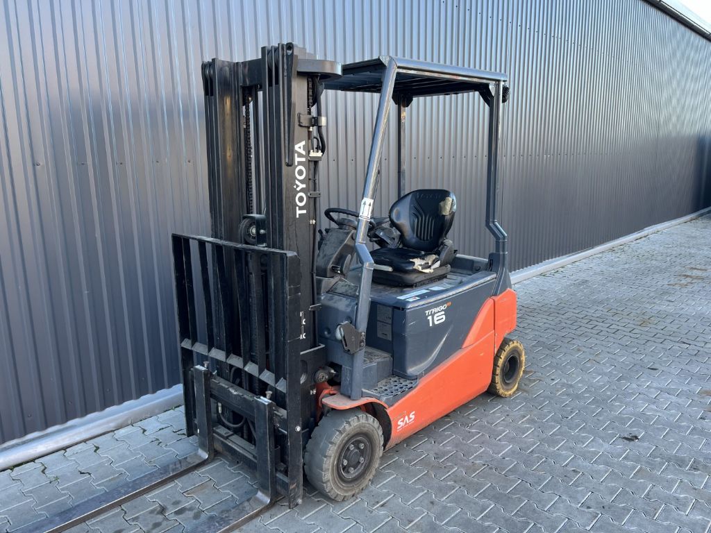 Toyota 8FBM16T Electric 4-wheel forklift www.superlift-forklift.com