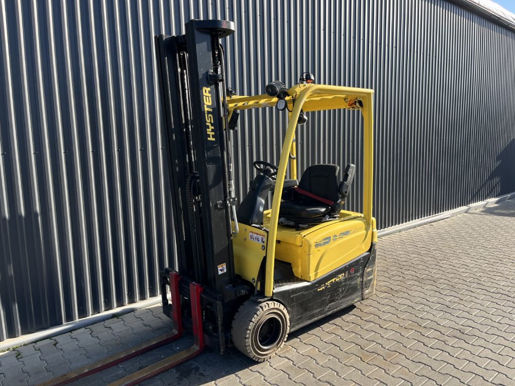 Hyster J1.6XNT Electric 3-wheel forklift www.superlift-forklift.com
