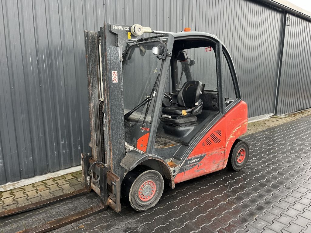 Linde H25D Diesel Forklift www.superlift-forklift.com