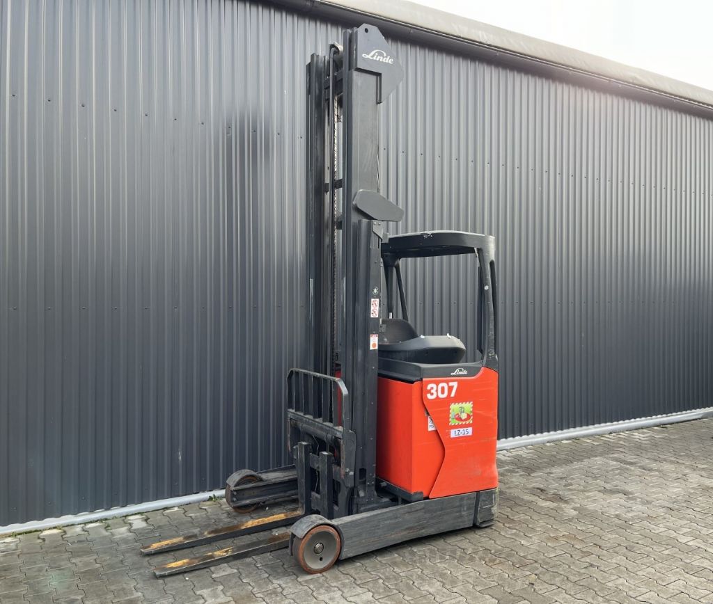 Linde R14-01 Reach Truck www.superlift-forklift.com