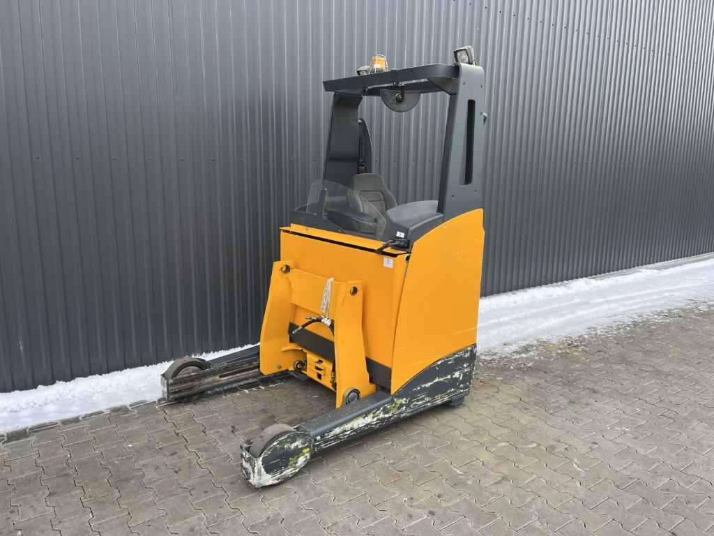 Jungheinrich ETV214 Reach Truck www.superlift-forklift.com